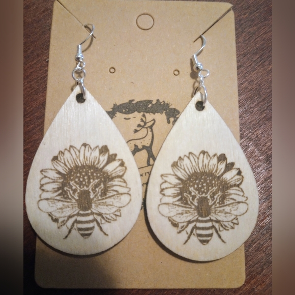 Sunflower Bee earrings - Picture 4 of 4